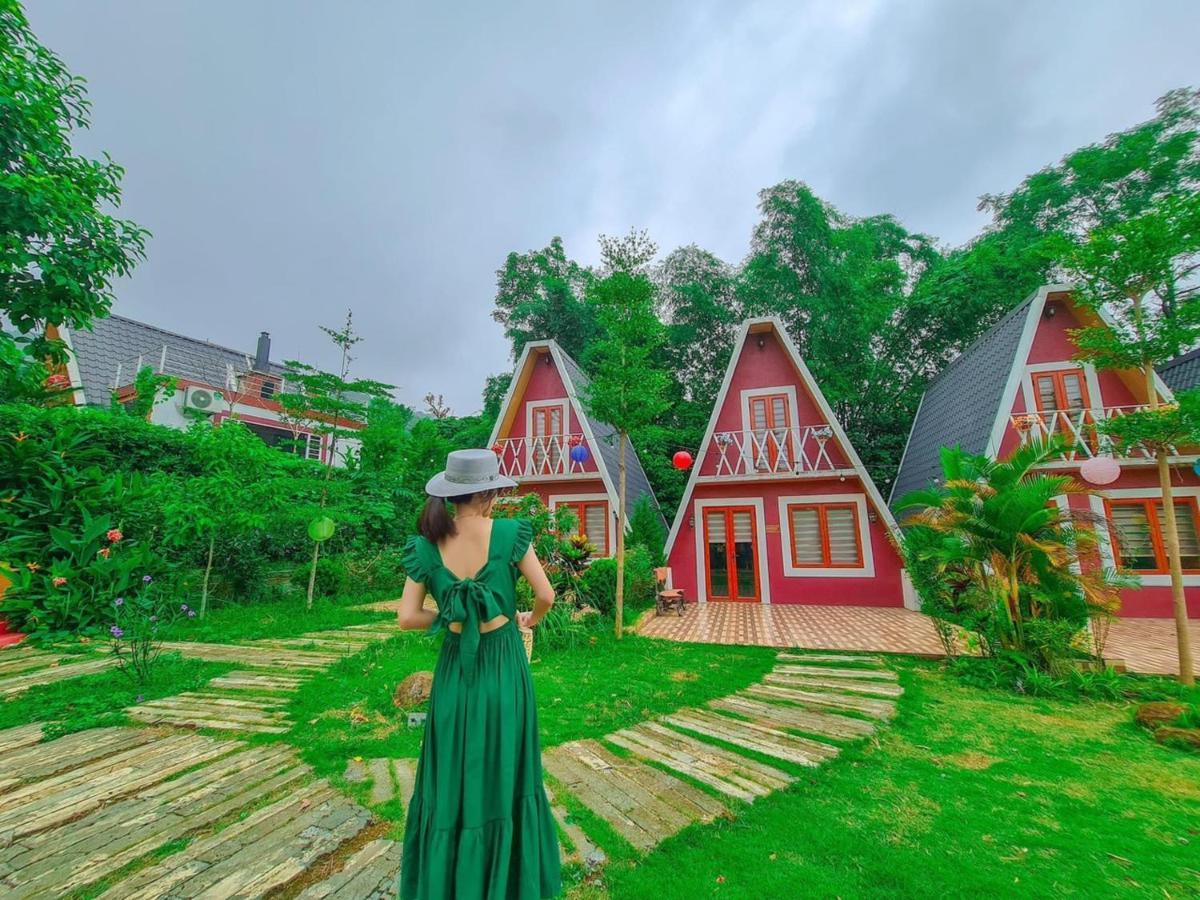 Furano Garden Home Hoa Binh - Venuestay Buitenkant foto