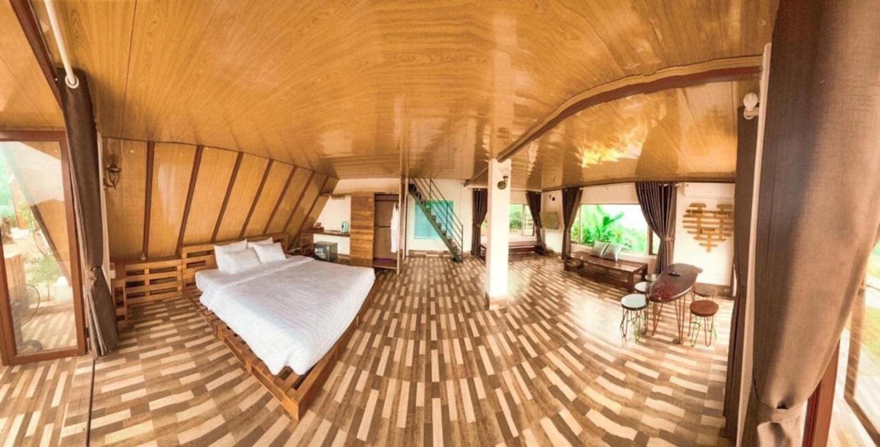 Furano Garden Home Hoa Binh - Venuestay Buitenkant foto