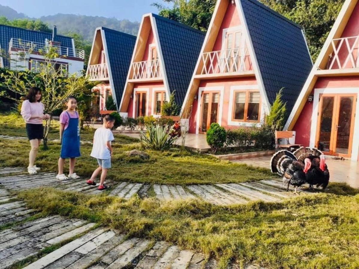 Furano Garden Home Hoa Binh - Venuestay Buitenkant foto