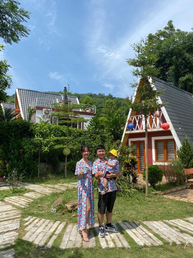 Furano Garden Home Hoa Binh - Venuestay Buitenkant foto