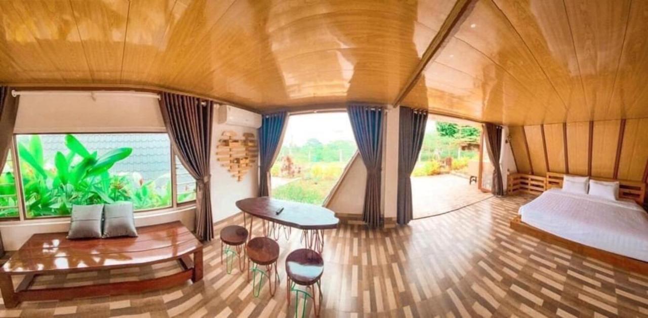 Furano Garden Home Hoa Binh - Venuestay Buitenkant foto